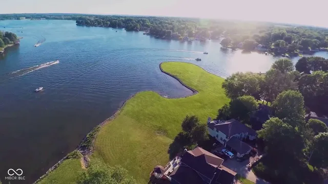 $379,900 | 260 Patriots Landing Drive, Fillmore, IN 46128