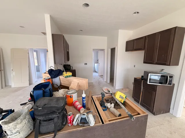 $379,900 | 260 Patriots Landing Drive, Fillmore, IN 46128