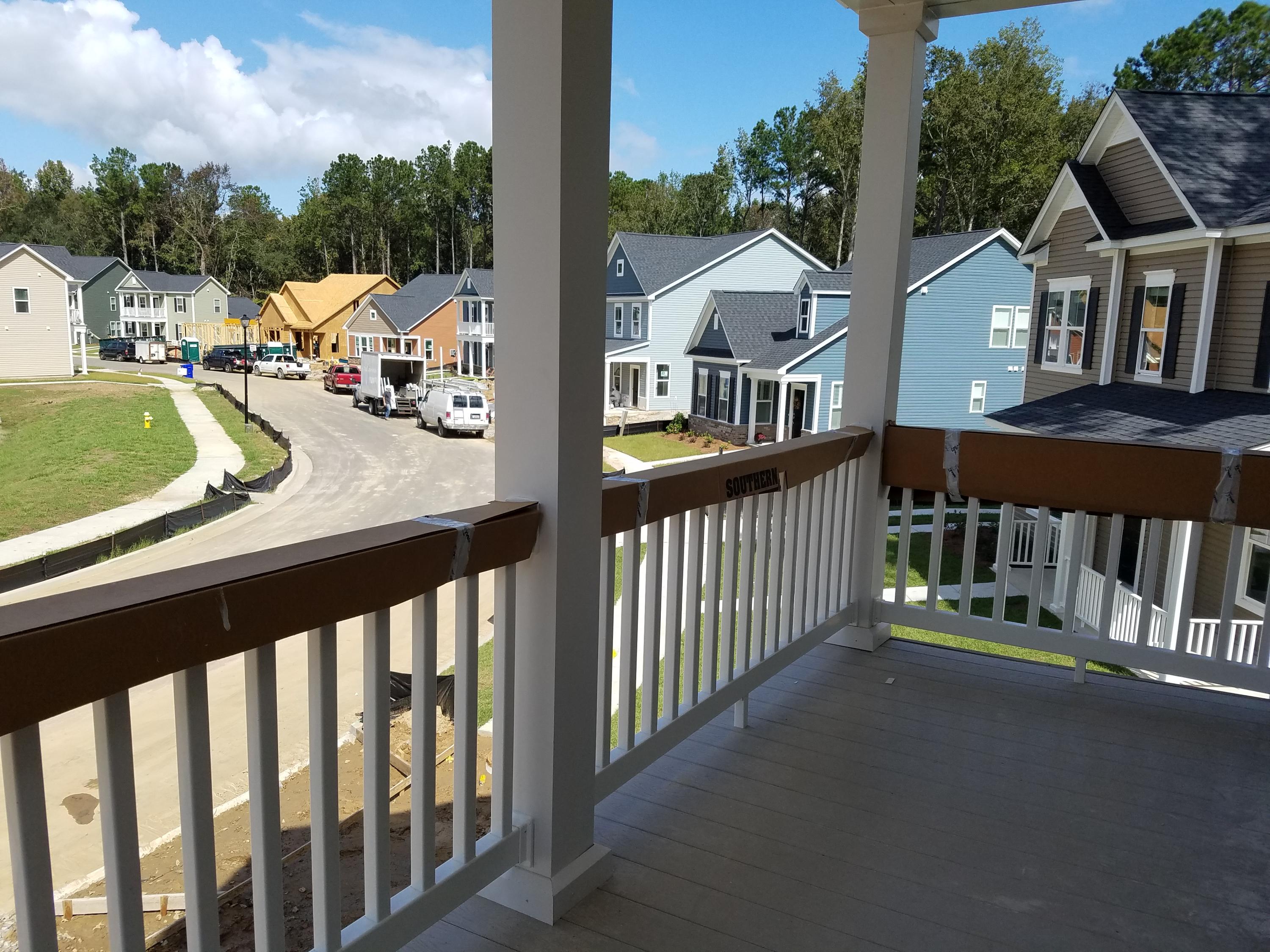 1559 Roustabout Way Charleston, SC 29414 - Photo 20 of 42 Front porch (2)
