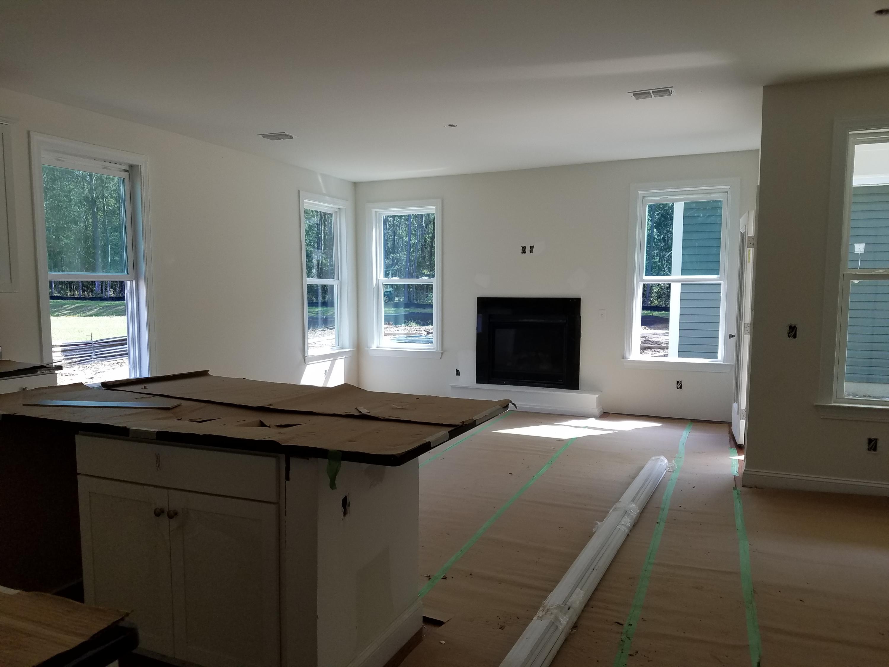 1559 Roustabout Way Charleston, SC 29414 - Photo 4 of 42 Great room