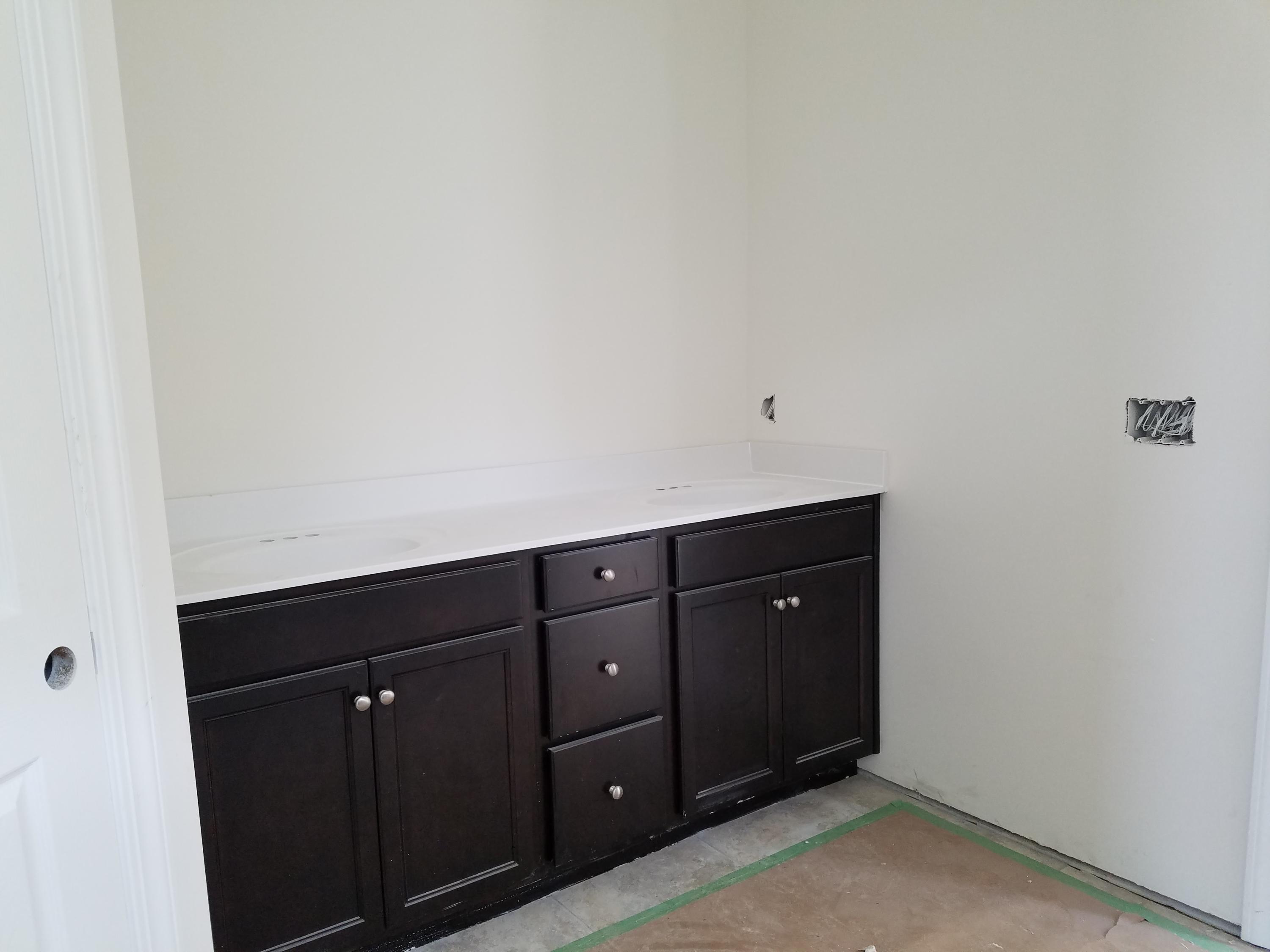 1559 Roustabout Way Charleston, SC 29414 - Photo 8 of 42 Master Bath 2
