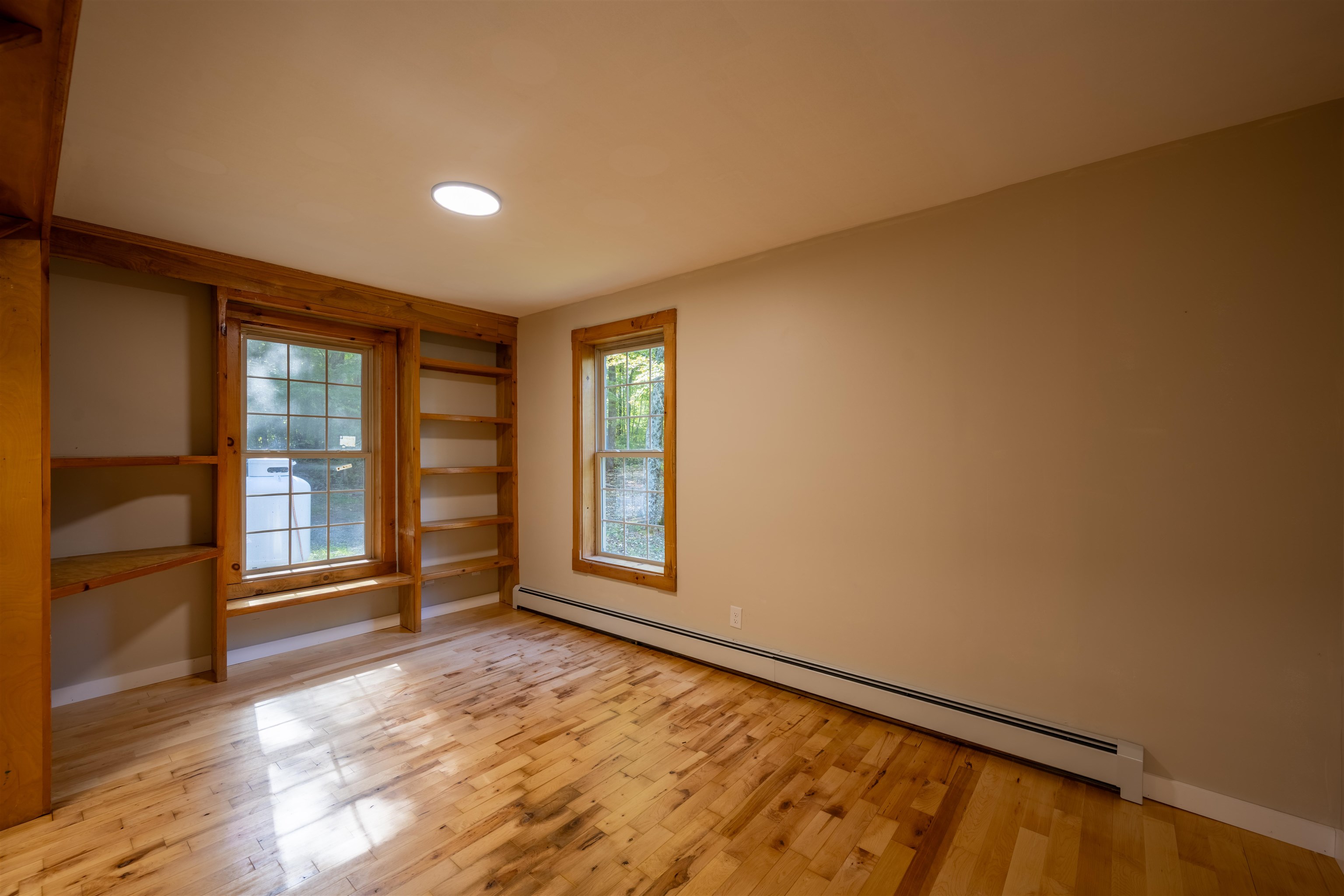 1890 Leland Road Salisbury, VT 05769 - Photo 12 of 40 Gallery Image 12