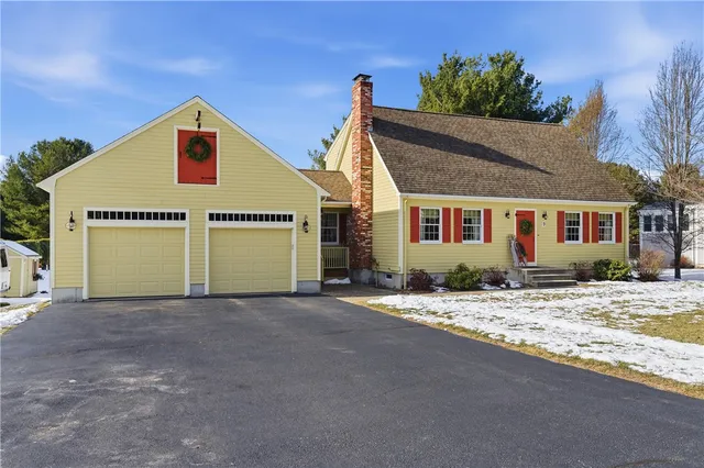 $719,900 | 9 Anna Mac Drive, Cumberland, RI 02864
