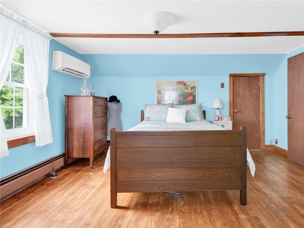 335 Eagle Peak Road Burrillville, RI 02859 - Photo 21 of 35 Primary bedroom