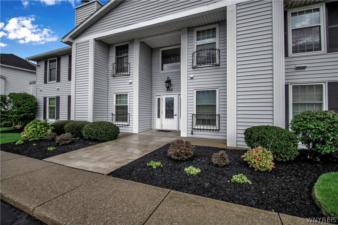 640 Youngs Road, Unit E Amherst, NY 14221 - Photo 2 of 35