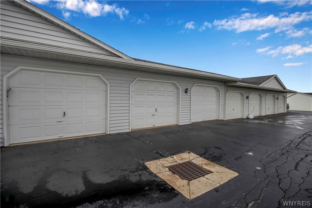 640 Youngs Road, Unit E Amherst, NY 14221 - Photo 35 of 35