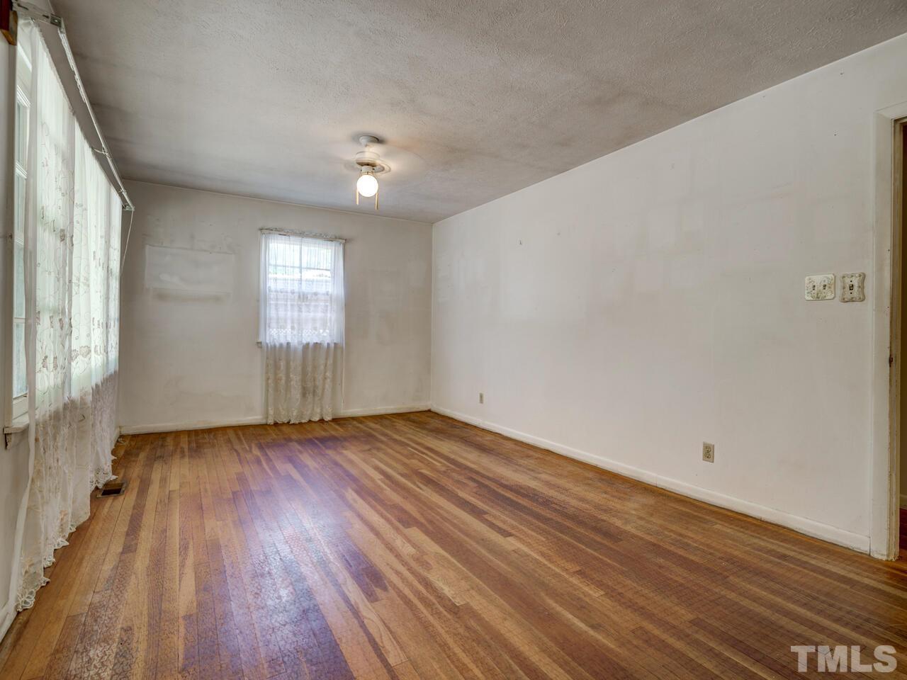 1004 Seabrook Road Raleigh, NC 27610 - Photo 3 of 29 Gallery Image 3