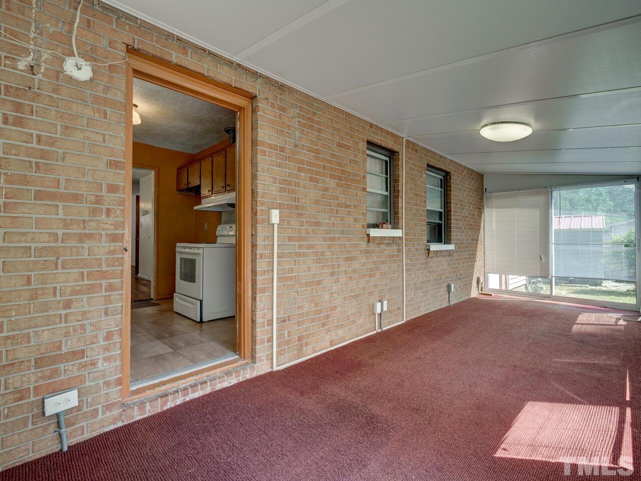 1004 Seabrook Road Raleigh, NC 27610 - Photo 10 of 29 Gallery Image 10