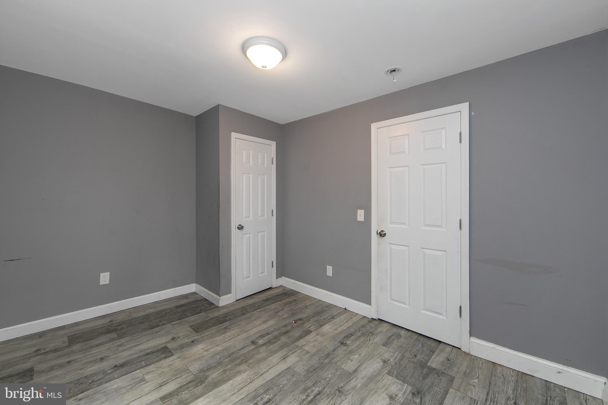 133 East Federal Street Burlington, NJ 08016 - Photo 29 of 43 wooden floor in an empty room
