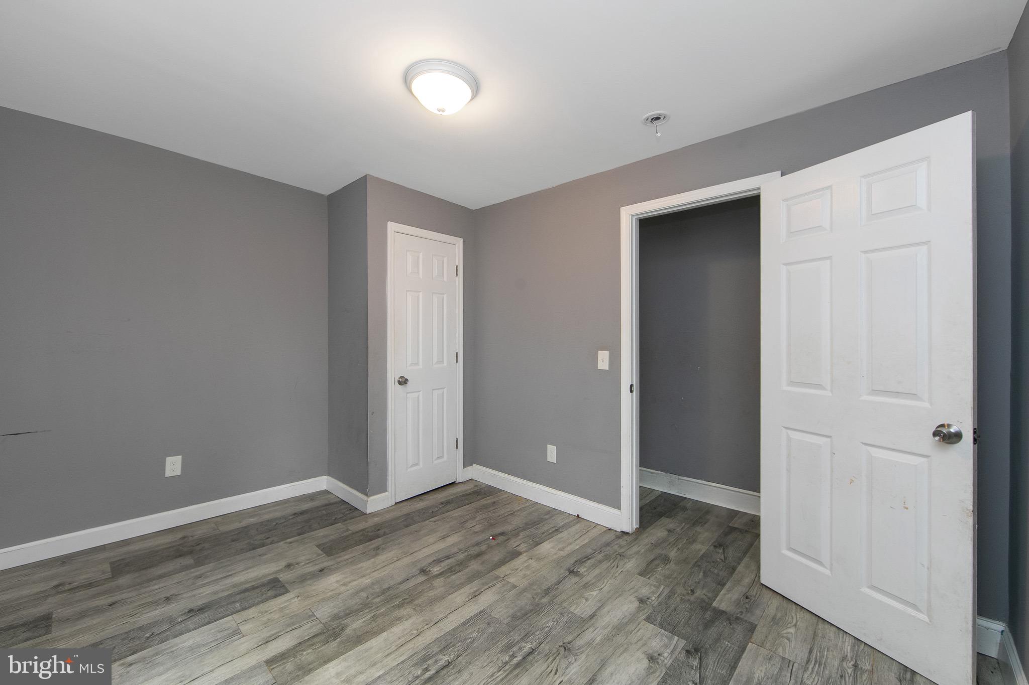 133 East Federal Street Burlington, NJ 08016 - Photo 30 of 43 a view of room with wooden floor