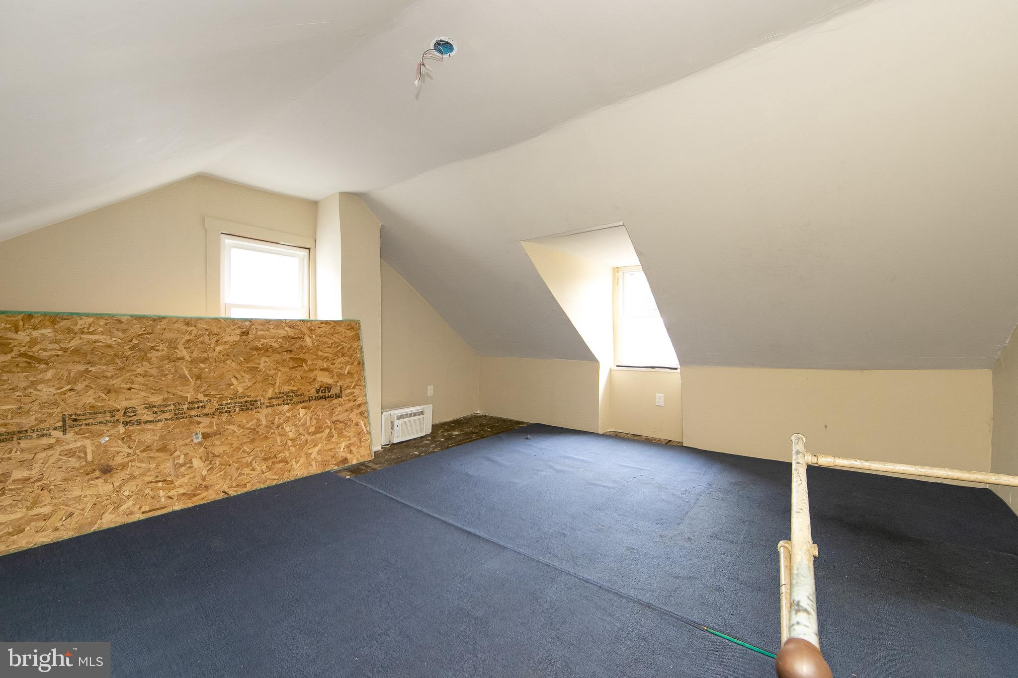 133 East Federal Street Burlington, NJ 08016 - Photo 35 of 43 an empty room with wooden floor and windows