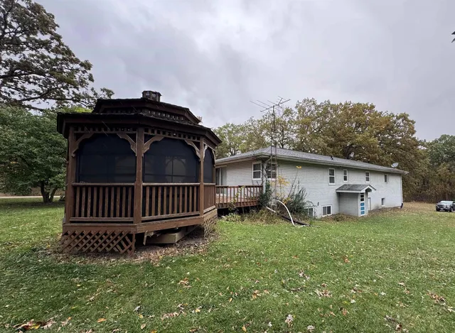 $324,900 | N5616 Biggs Road, Argyle, WI 53504