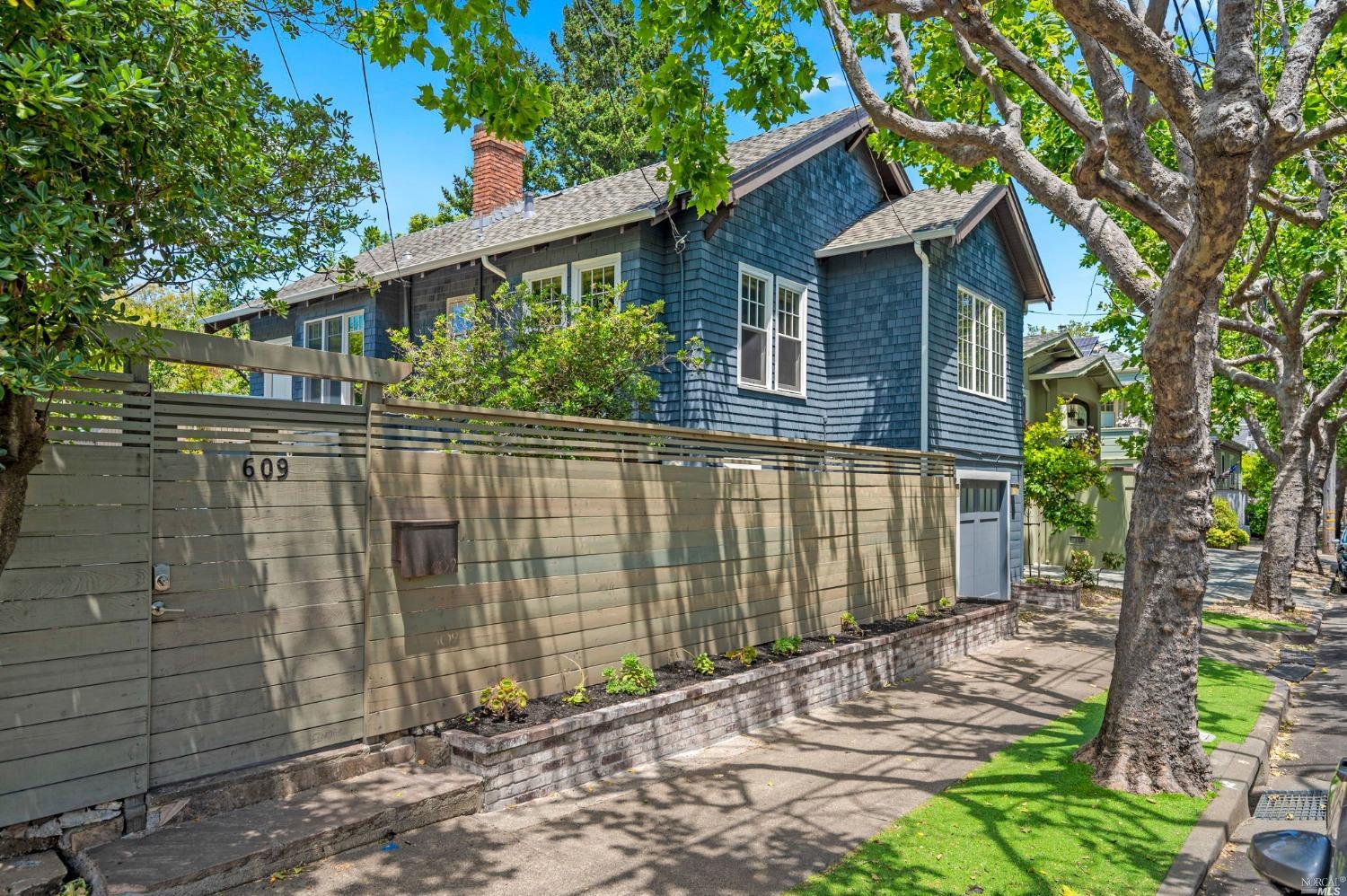 609 C Street San Rafael, CA 94901 - Photo 3 of 60