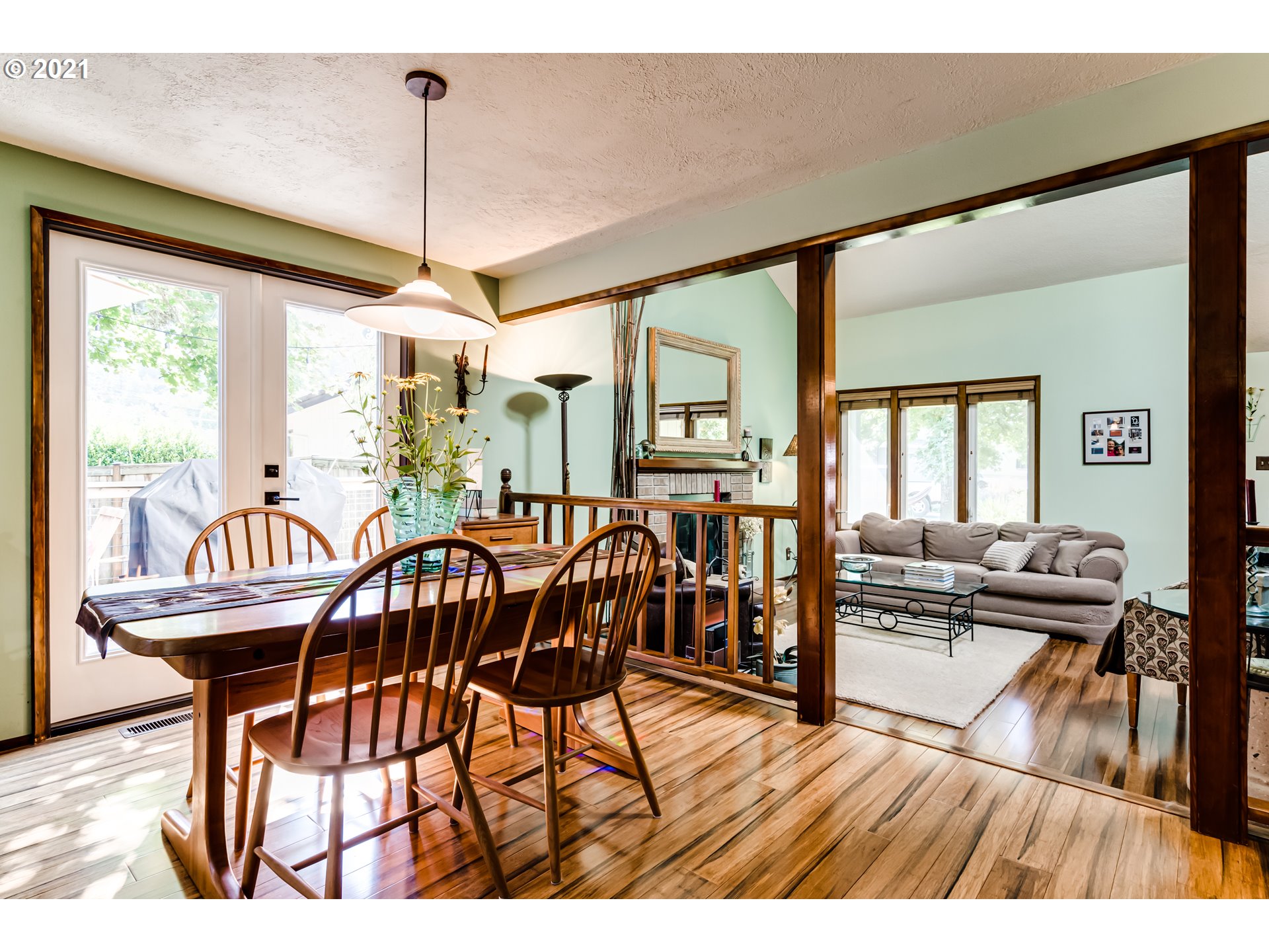 4037 Dillard Road Eugene, OR 97405 - Photo 8 of 28 Gallery Image 8