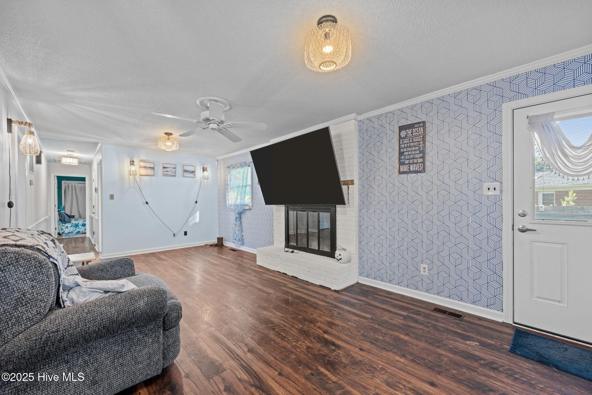 200 Stratford Road Havelock, NC 28532 - Photo 14 of 25 FAMILYROOM