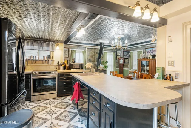 $369,900 | 422 Highway 43, Stephentown, NY 12168