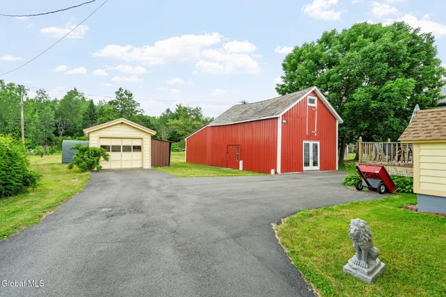 $369,900 | 422 Highway 43, Stephentown, NY 12168