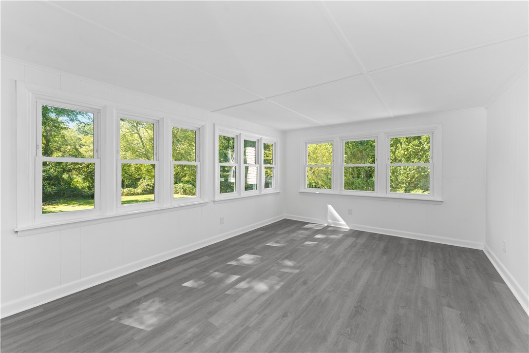 350 Annaquatucket Road North Kingstown, RI 02852 - Photo 12 of 30 Gallery Image 12