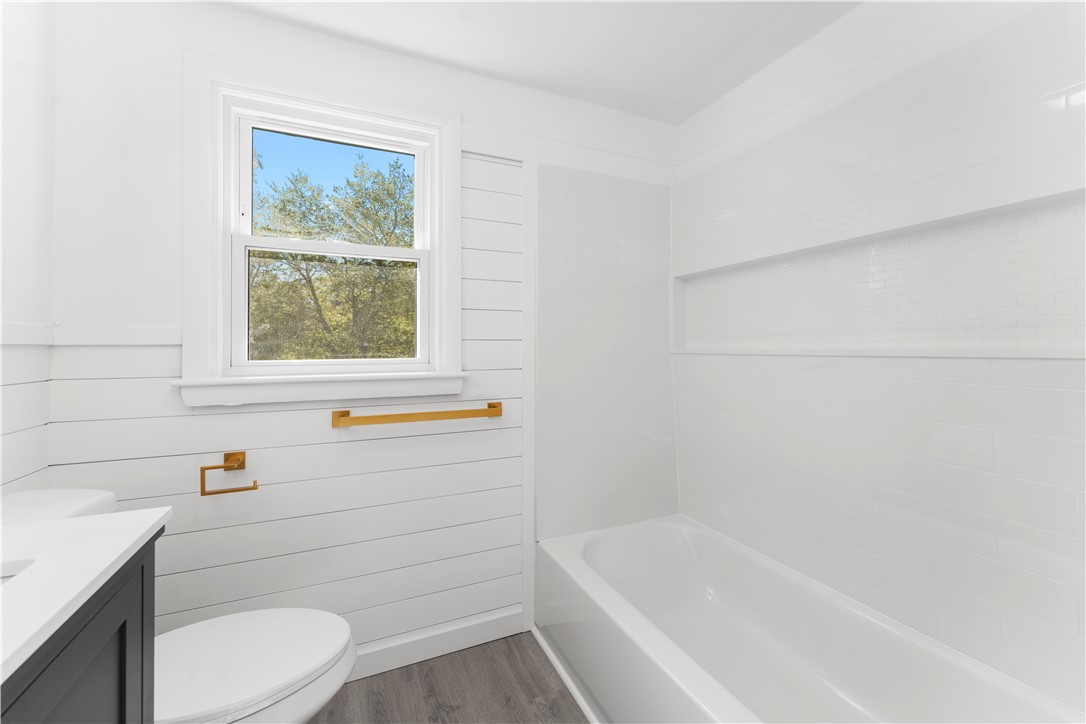 350 Annaquatucket Road North Kingstown, RI 02852 - Photo 15 of 30 Gallery Image 15