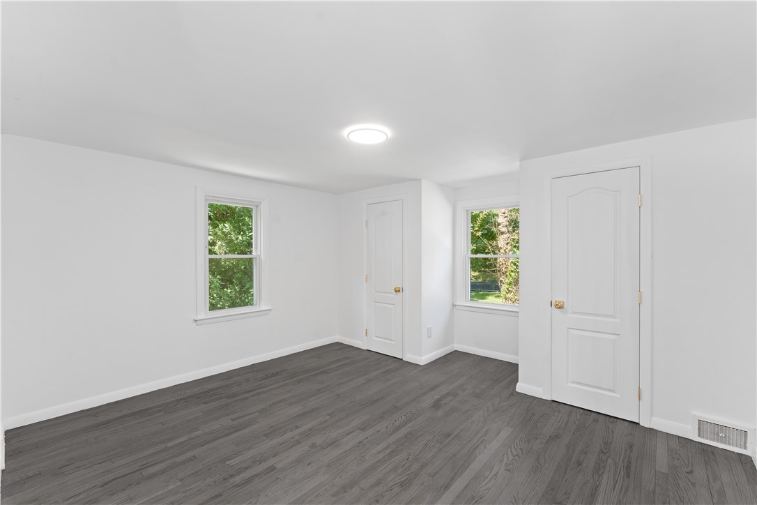 350 Annaquatucket Road North Kingstown, RI 02852 - Photo 16 of 30 Gallery Image 16