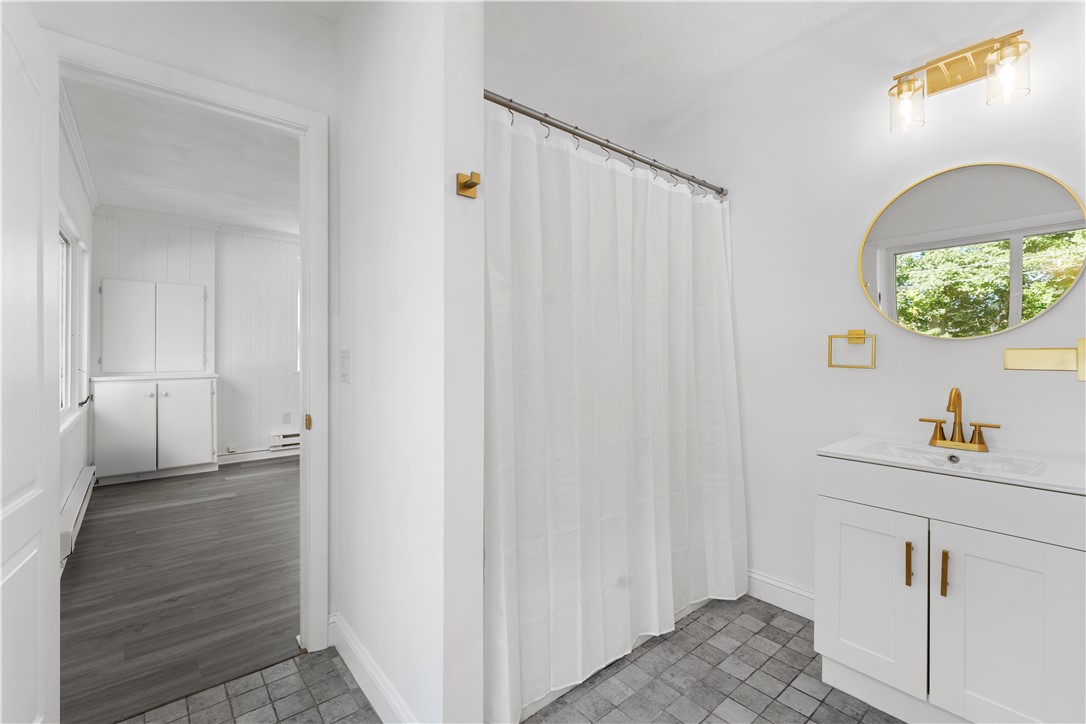 350 Annaquatucket Road North Kingstown, RI 02852 - Photo 19 of 30 Gallery Image 19