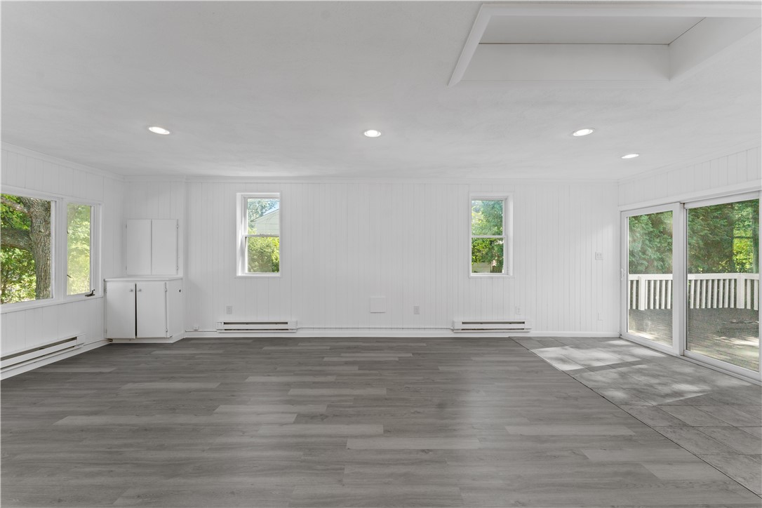 350 Annaquatucket Road North Kingstown, RI 02852 - Photo 20 of 30 Gallery Image 20