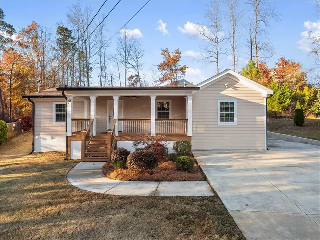 $330,000 | 1362 Craig Drive, Sugar Hill, GA 30518