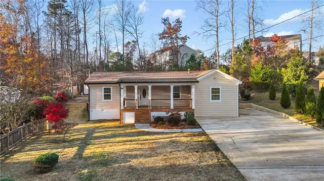 $330,000 | 1362 Craig Drive, Sugar Hill, GA 30518