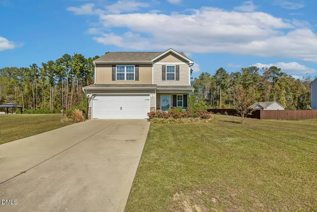 $345,000 | 44 Kinsale Court, Fuquay-Varina, NC 27526