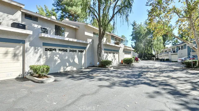 a view of a out door of the house