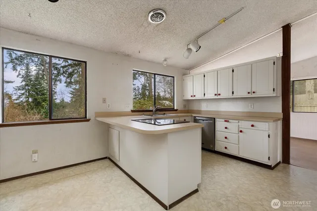 $479,900 | 2681 Olympic Drive, Oak Harbor, WA 98277