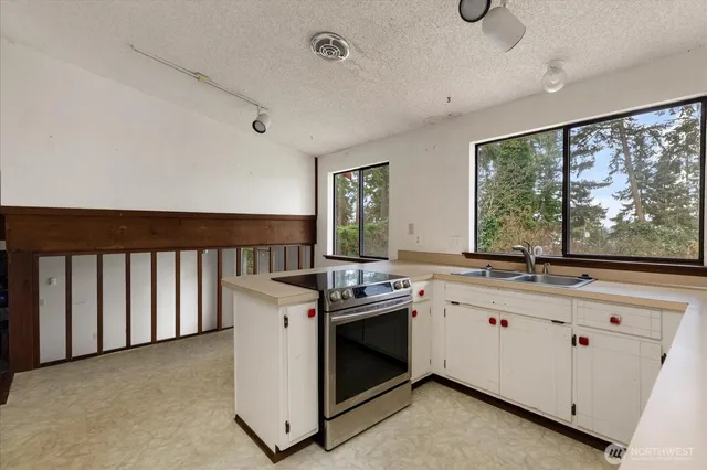 $479,900 | 2681 Olympic Drive, Oak Harbor, WA 98277