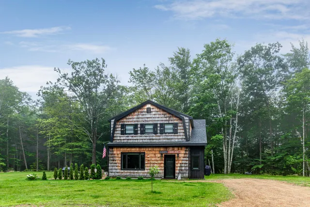 $629,000 | 237 Glen Ledge Road, Bartlett, NH 03838