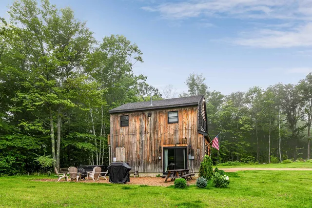 $629,000 | 237 Glen Ledge Road, Bartlett, NH 03838