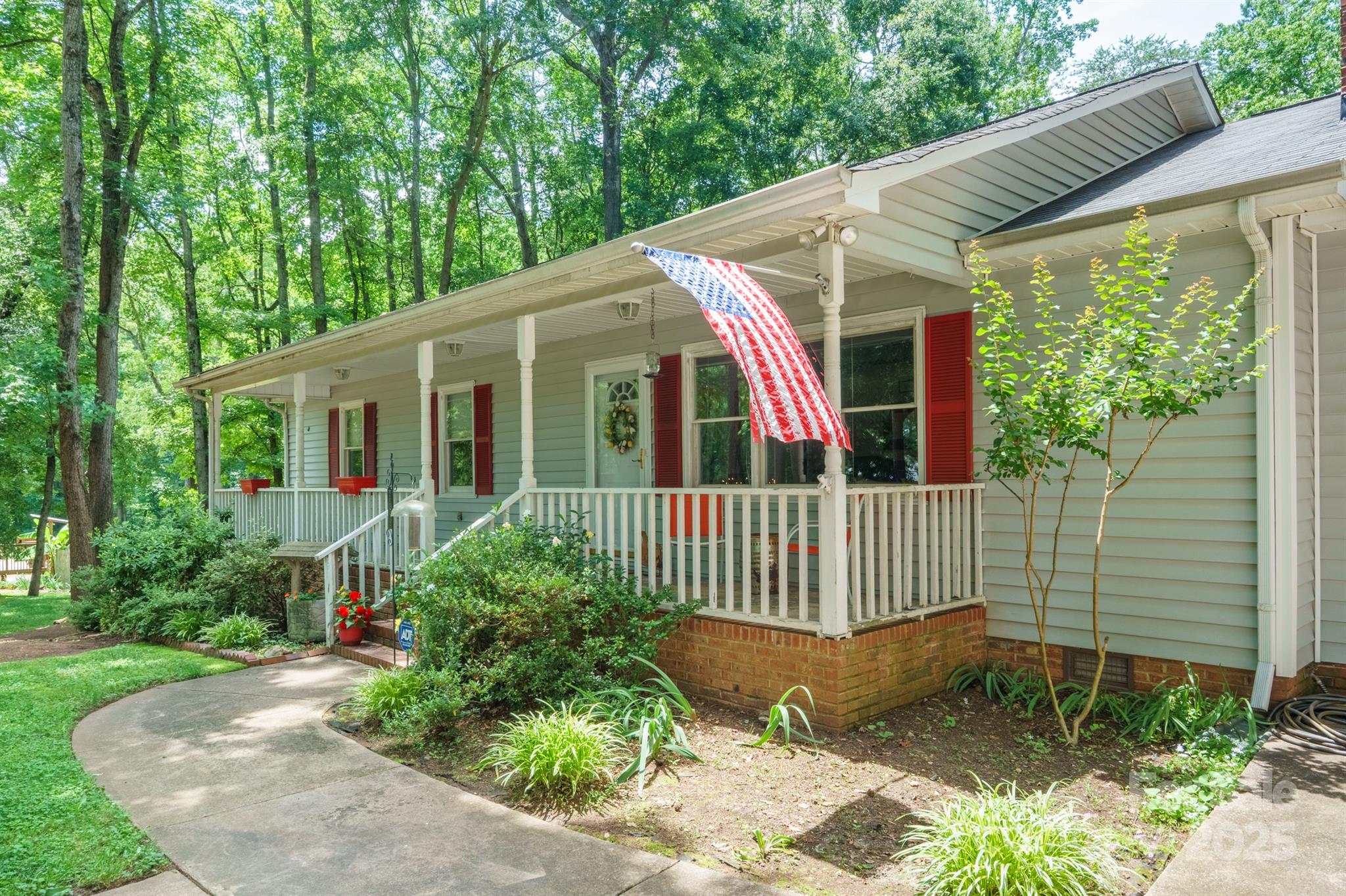 116 April Lane Dallas, NC 28034 - Photo 6 of 48