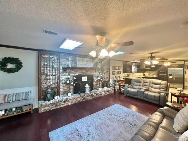 $615,000 | 13750 Highway 89, Jay, FL 32565