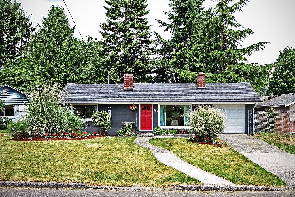 854 Queen Avenue Northeast Renton, WA 98056 - Photo 13 of 14 Gallery Image 13