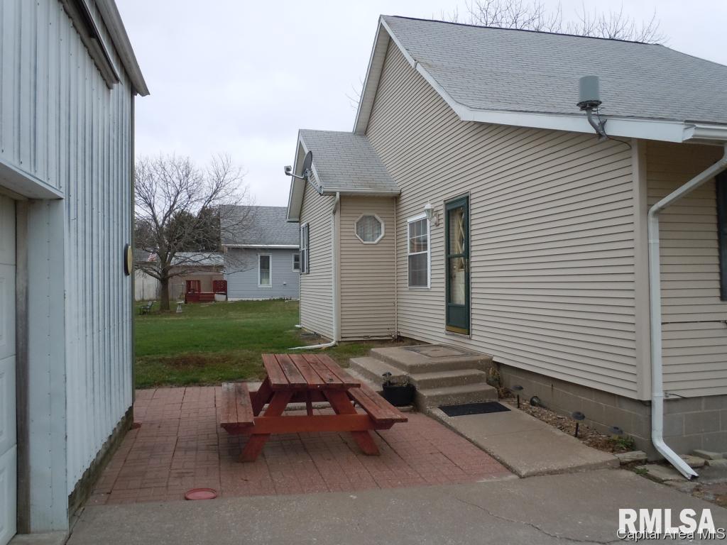 103 West Spring Grove Avenue Alexis, IL 61412 - Photo 3 of 29 Gallery Image 3