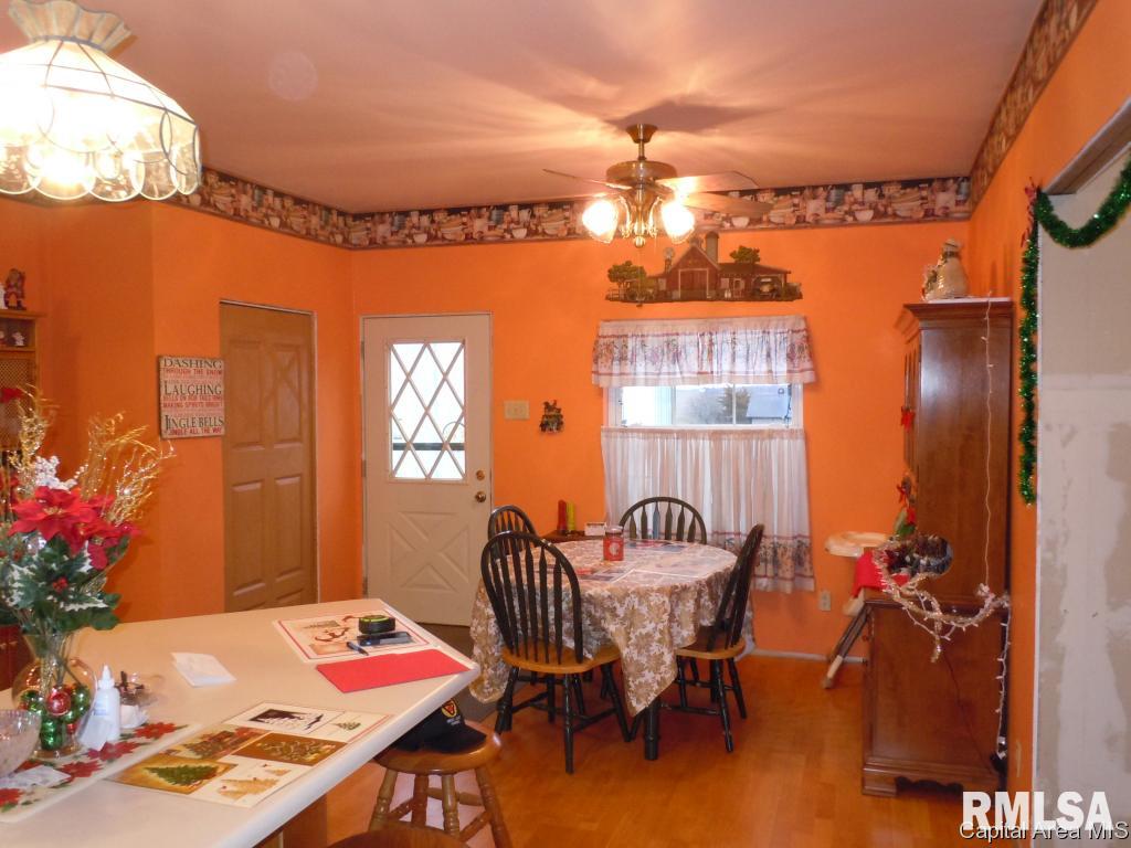 103 West Spring Grove Avenue Alexis, IL 61412 - Photo 8 of 29 Gallery Image 8