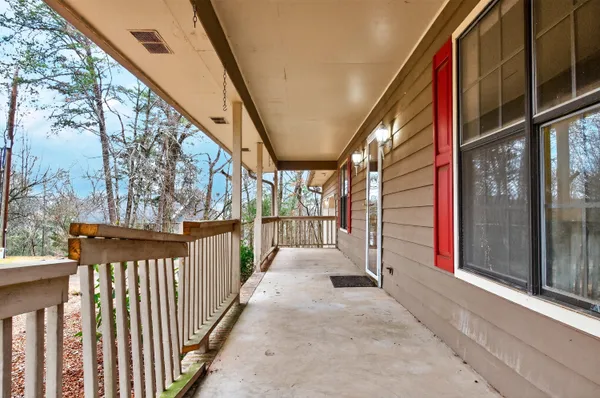 $337,800 | 2 Pine Marr Lane, Hixson, TN 37343