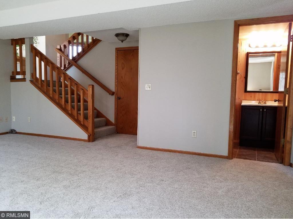 1072 Kettle Creek Road Eagan, MN 55123 - Photo 16 of 20 Gallery Image 16