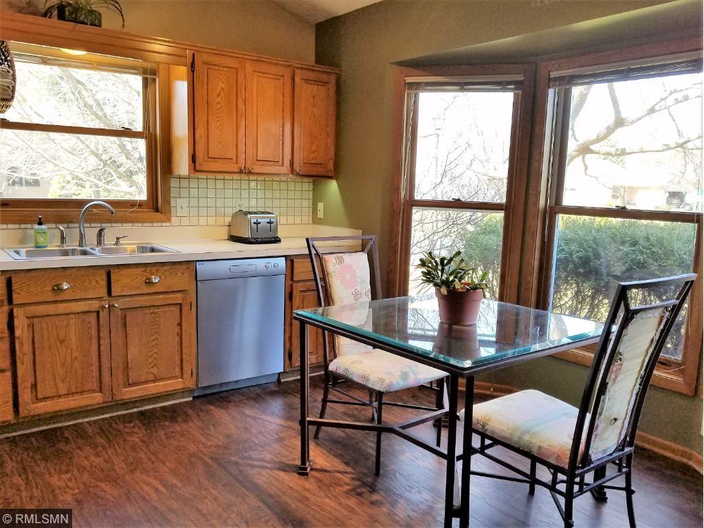 1072 Kettle Creek Road Eagan, MN 55123 - Photo 4 of 20 Gallery Image 4