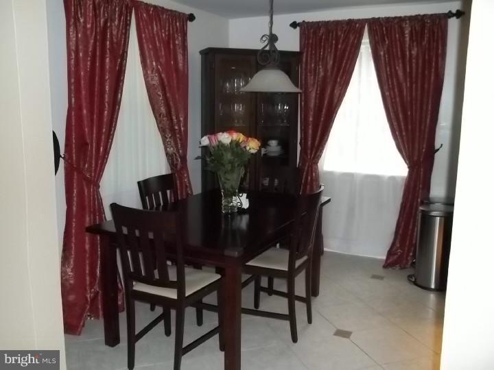2320 Mole Road Secane, PA 19018 - Photo 7 of 19 Dining Room