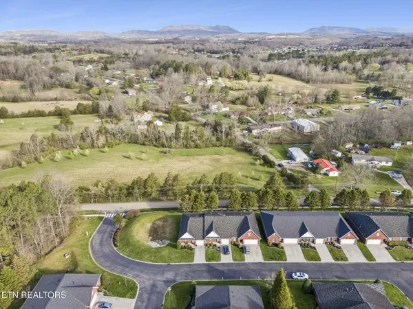 $275,000 | 9007 Rocky Ridge Way, Knoxville, TN 37924