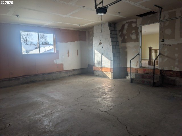 1380 Detroit Street Elgin, OR 97827 - Photo 13 of 28 an empty room with windows
