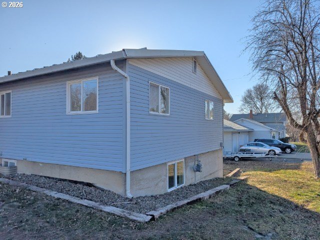 1380 Detroit Street Elgin, OR 97827 - Photo 3 of 28 a view of a house with a yard