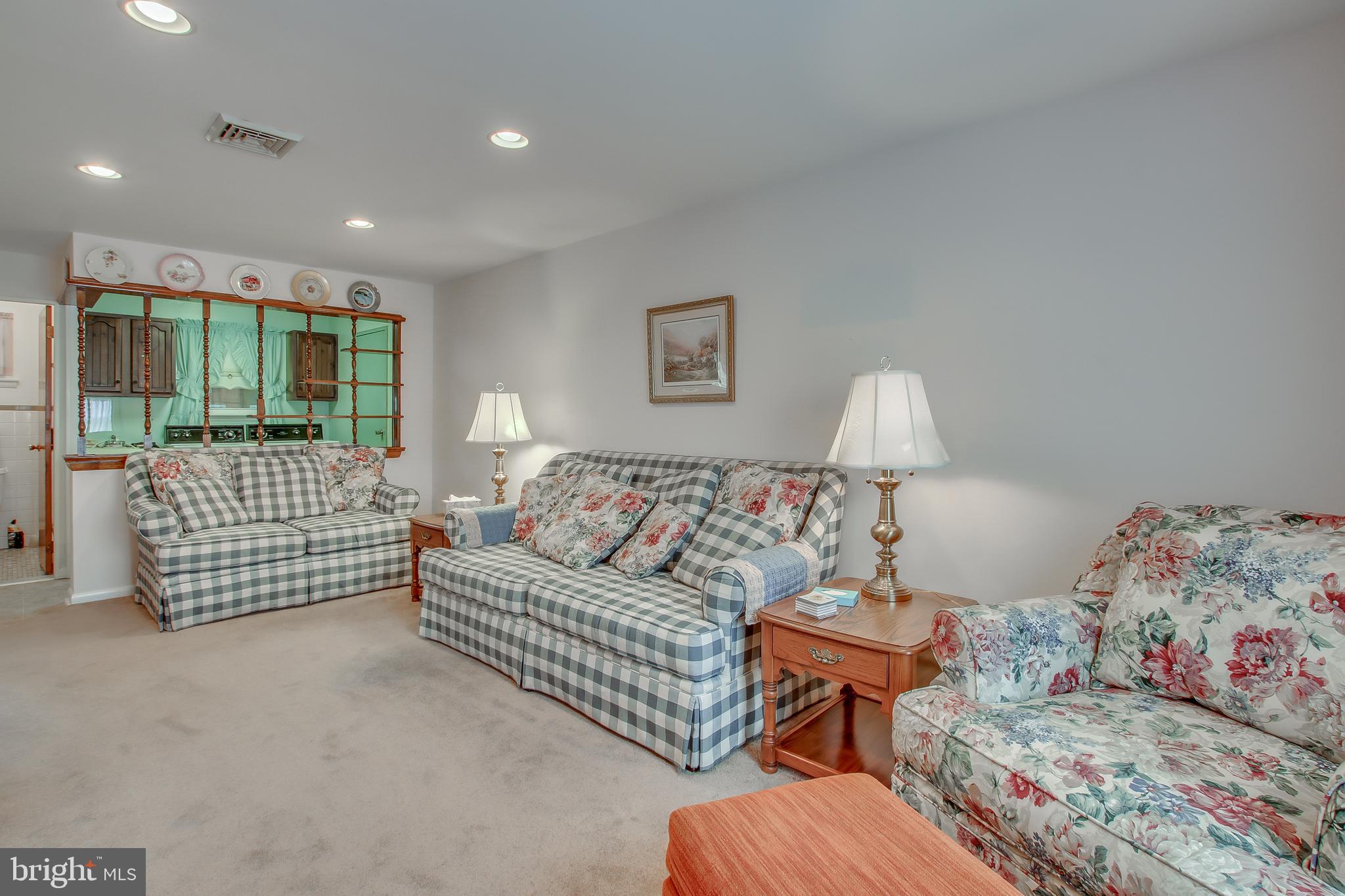 1530 Windmill Road Warminster, PA 18974 - Photo 19 of 37 Family Room