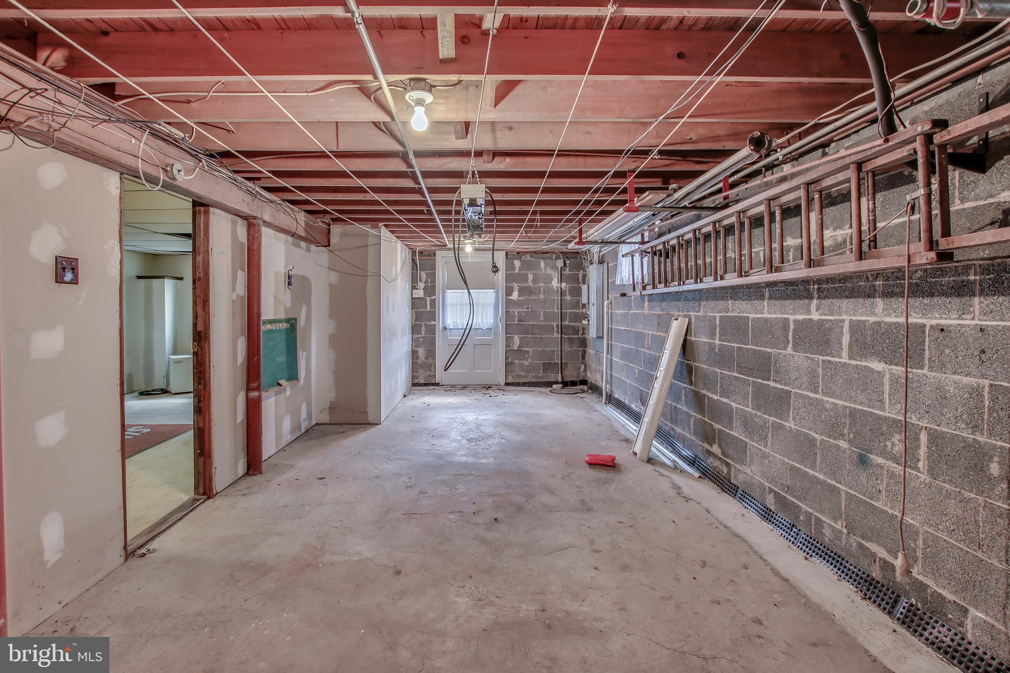 1530 Windmill Road Warminster, PA 18974 - Photo 32 of 37 Basement