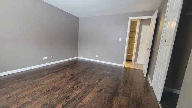 $2,095 | 1304 Yarmouth Court, Unit 1304, Schaumburg, IL 60193