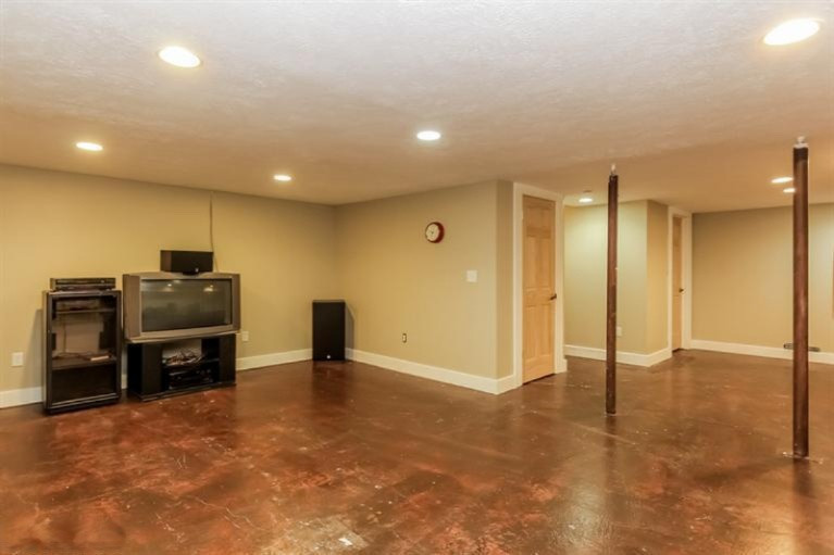 6160 Belding Road Northeast Rockford, MI 49341 - Photo 22 of 24 Additional Photo